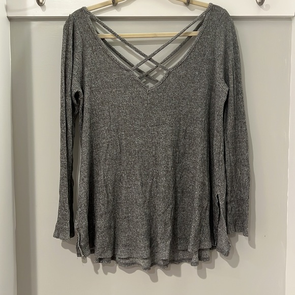 Cross Front Long Sleeve - Picture 4 of 4